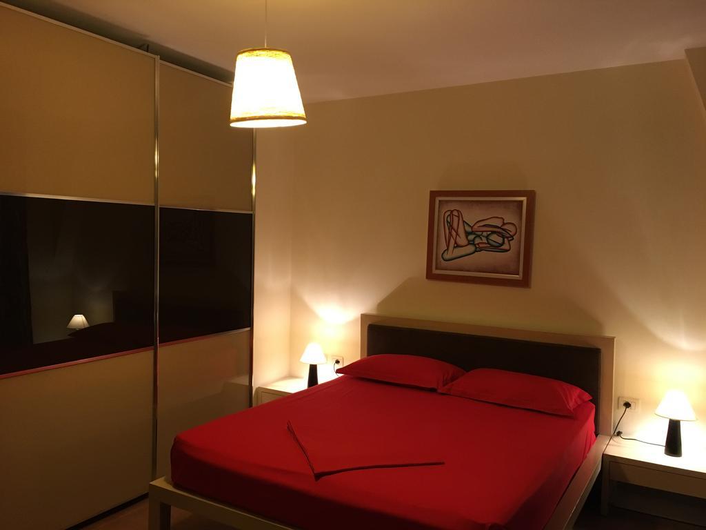 Bussola Apartment *