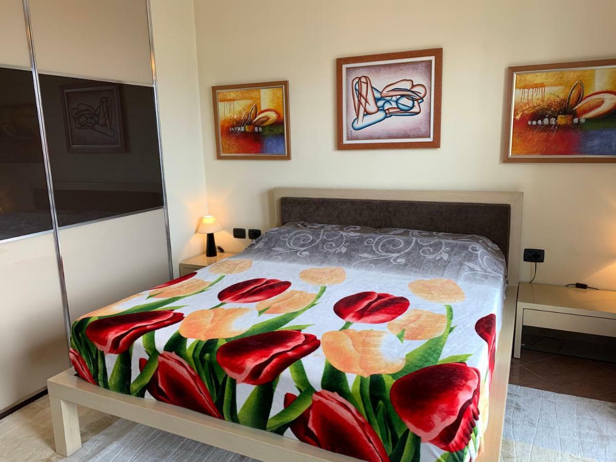 Bussola Apartment